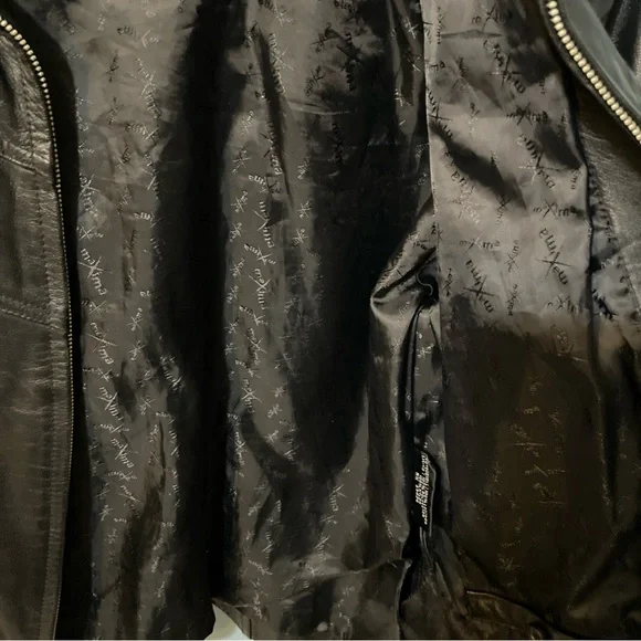 Sold - Picture 5 of 15